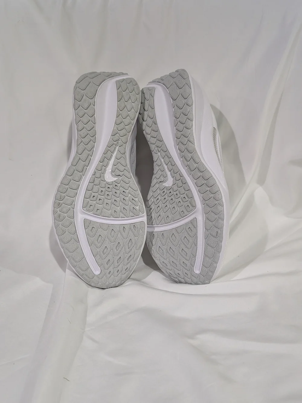 Nike lightweight men’s